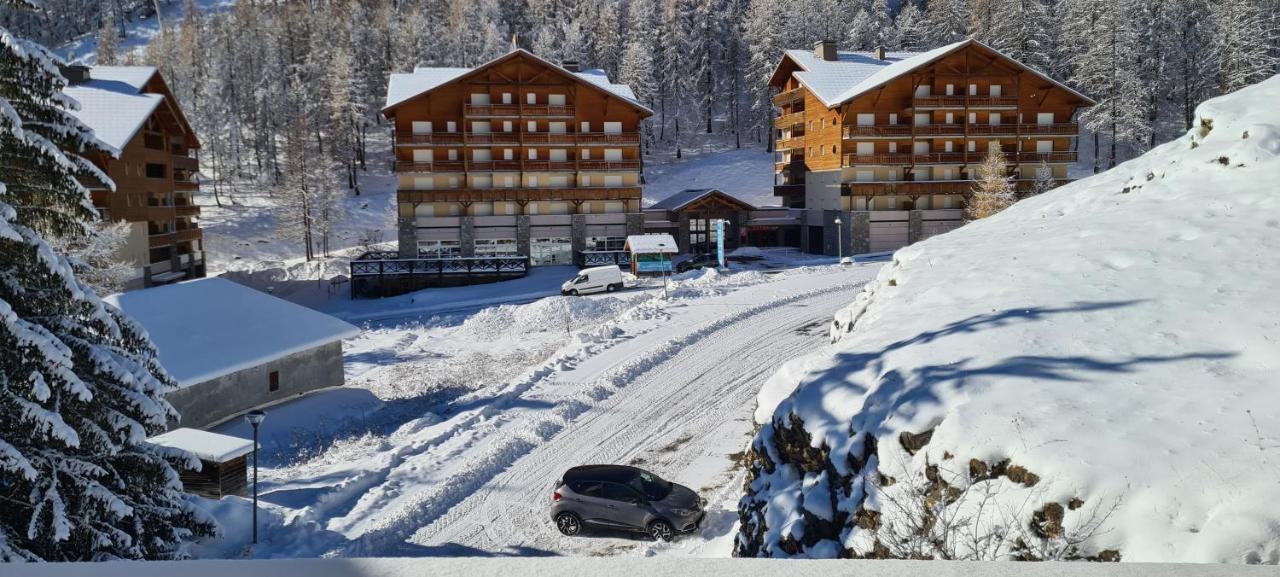 Appartamento Le Soleil Des Neiges Allos Esterno foto