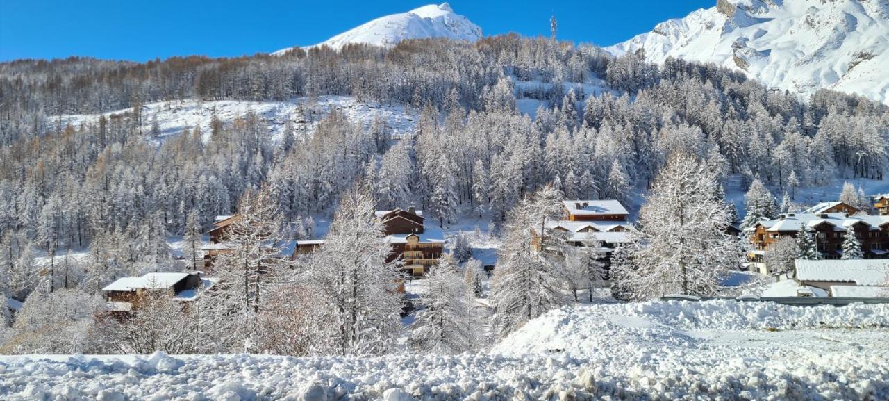 Appartamento Le Soleil Des Neiges Allos Esterno foto